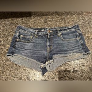 American Eagle - Size 14 - Short